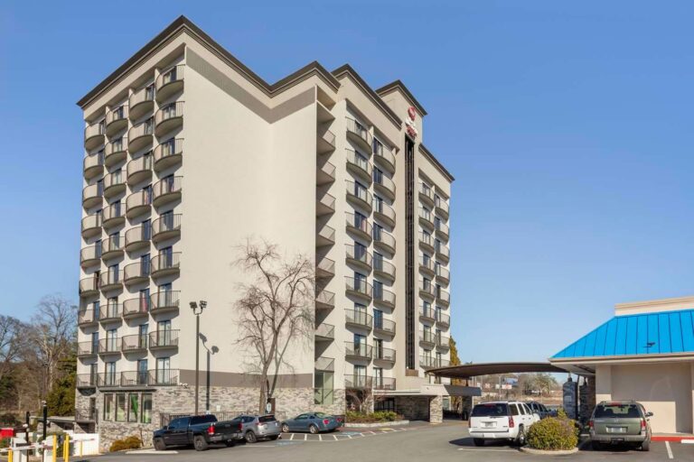 Best Western Plus Atlanta hotel 1 768x512