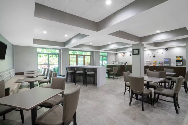 Wingate By Wyndham Charlotte Airport 6 768x512
