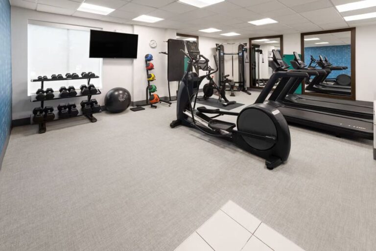 la quinta inn hotel atlanta gym 768x512