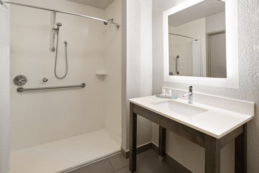 la quinta inn hotel atlanta room 2