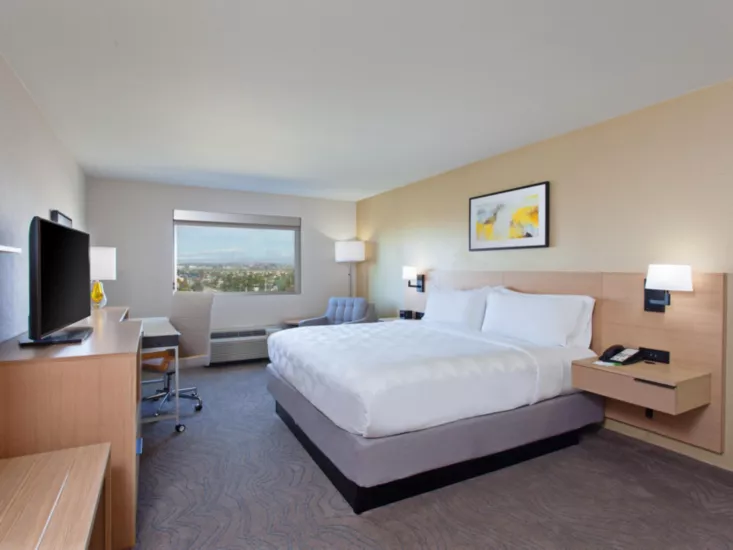 Holiday Inn Los Angeles Hotel rooms